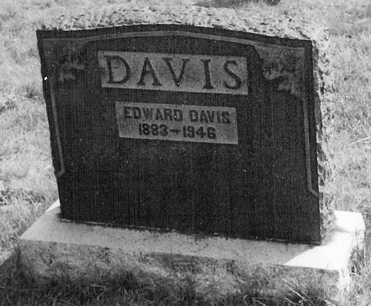EdwardDavis_gravestone.jpg